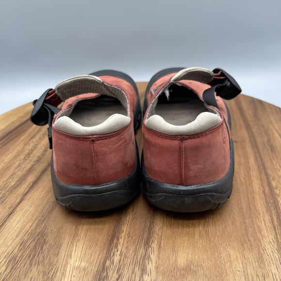 Keen Mary Jane Shoes Womens 6 Red Nubuck Leather Rubber Toe Cap Strap Comfort - Picture 4 of 8
